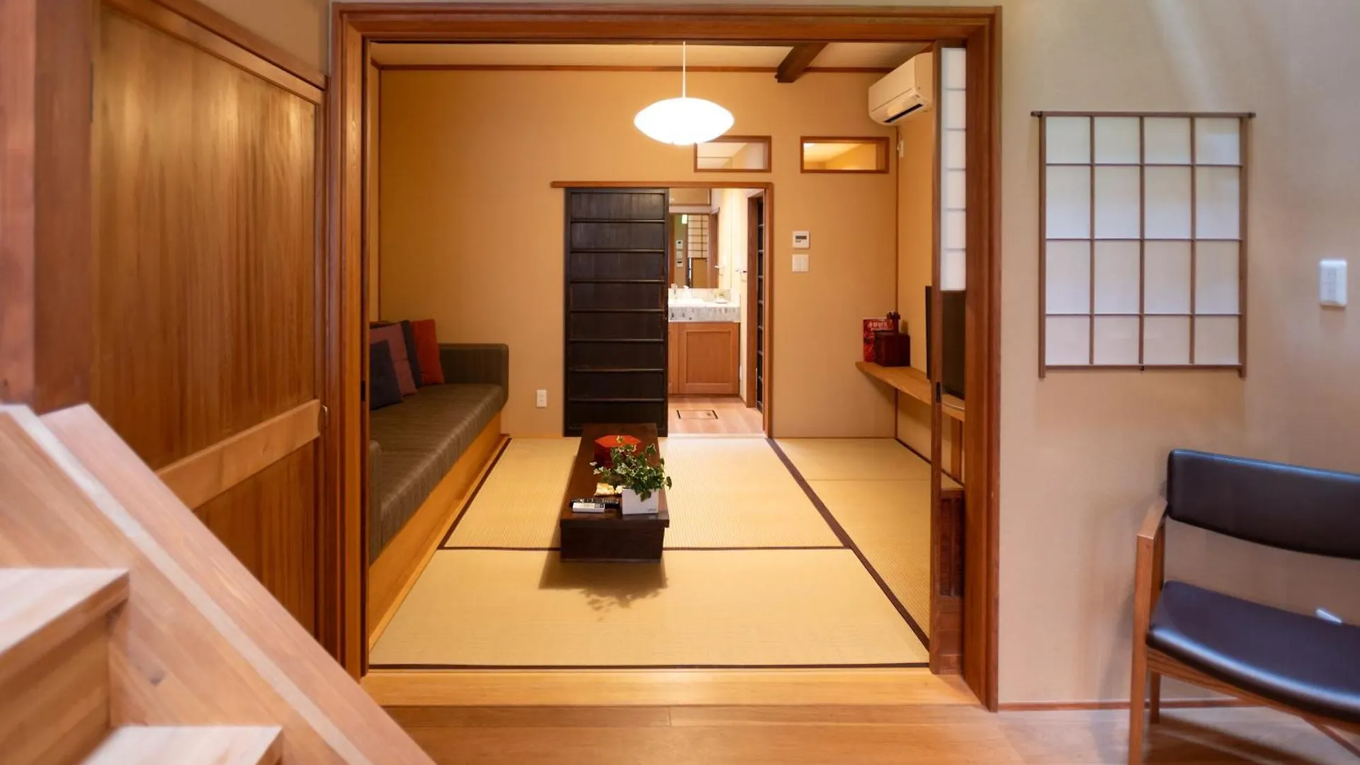 Suiren Traditional Boutique Townhouse Kyoto