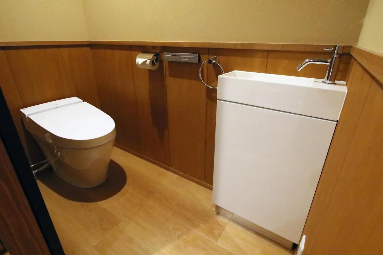 Suiren Traditional Boutique Townhouse Kyoto Villa