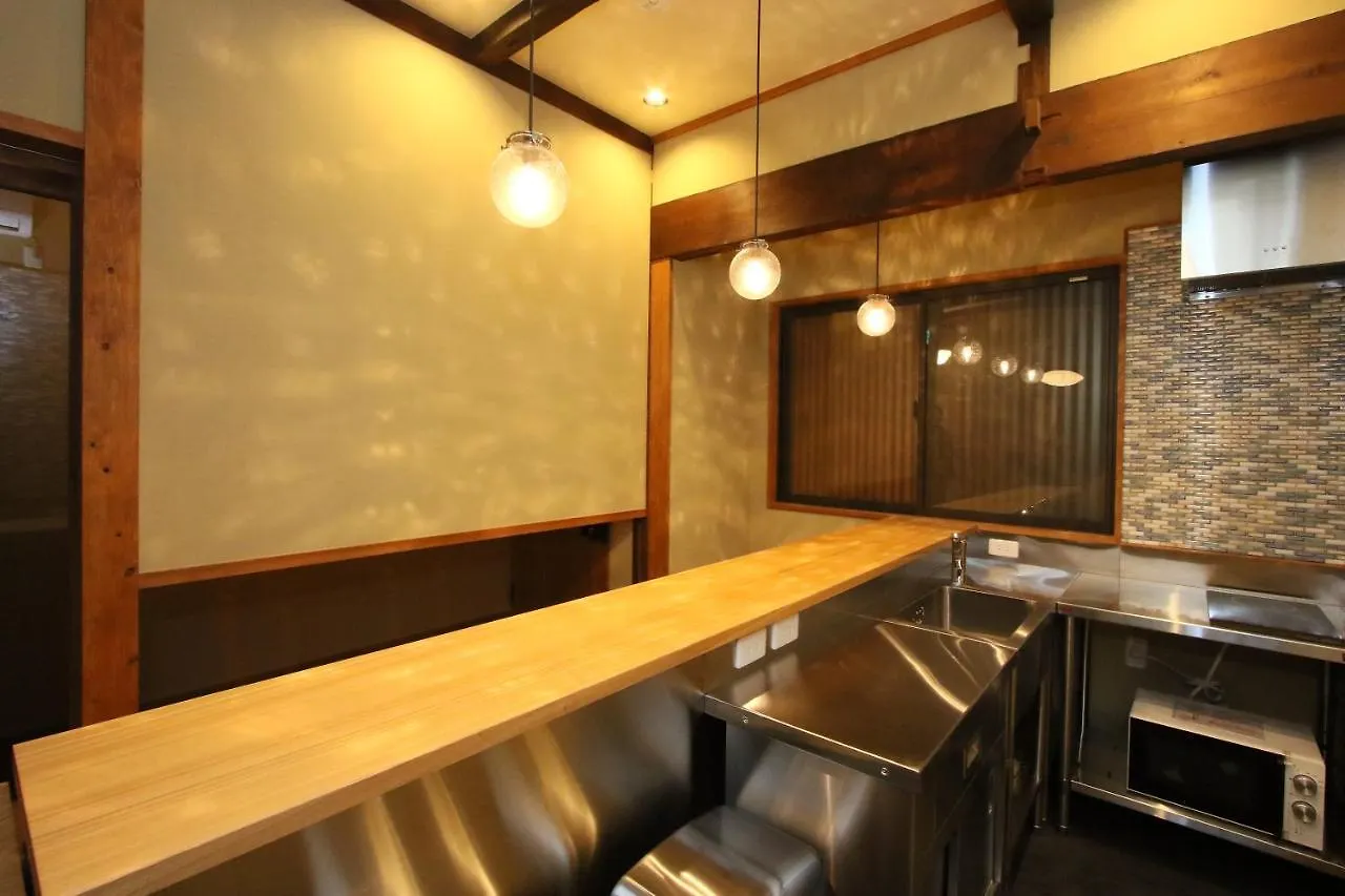 Villa Suiren Traditional Boutique Townhouse Kyoto