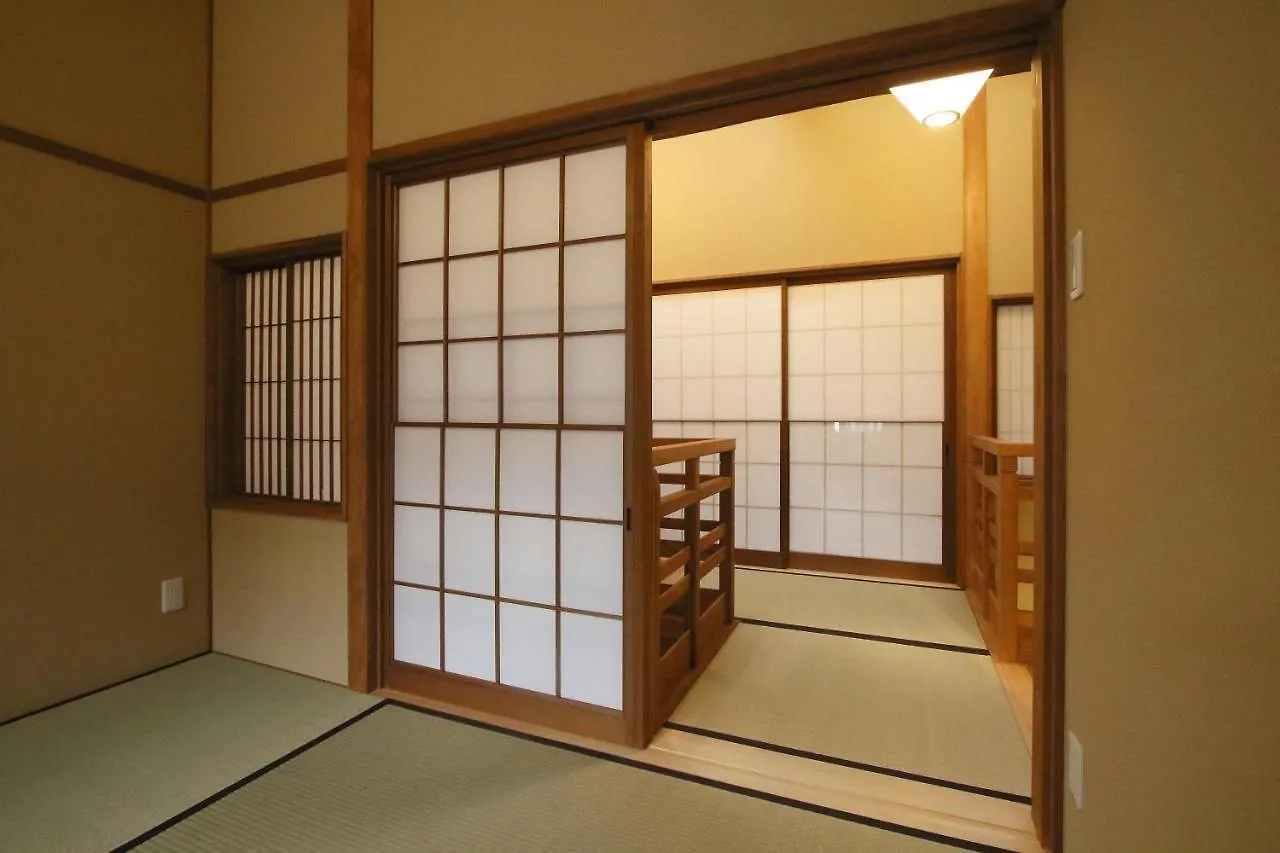 Suiren Traditional Boutique Townhouse Kyoto Villa