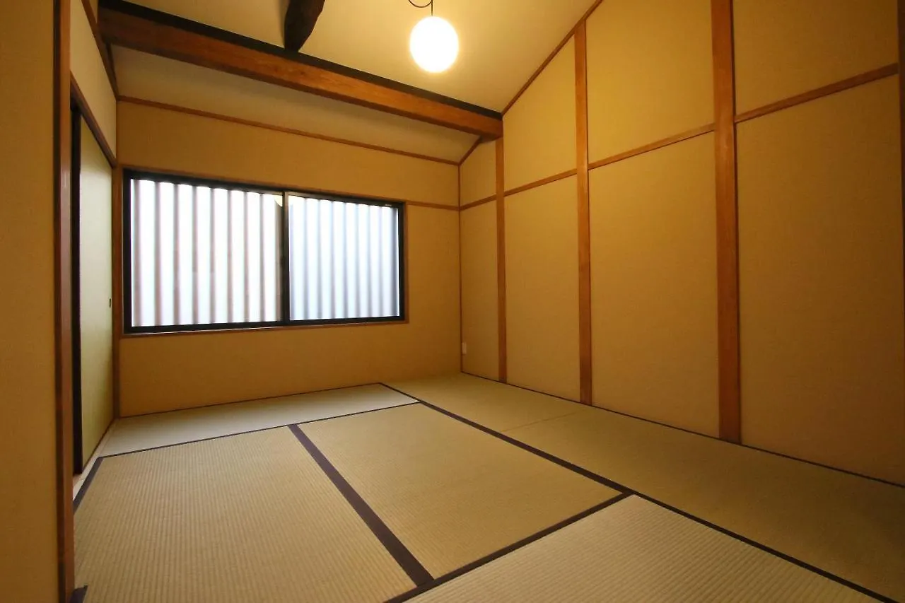 Villa Suiren Traditional Boutique Townhouse Kyoto