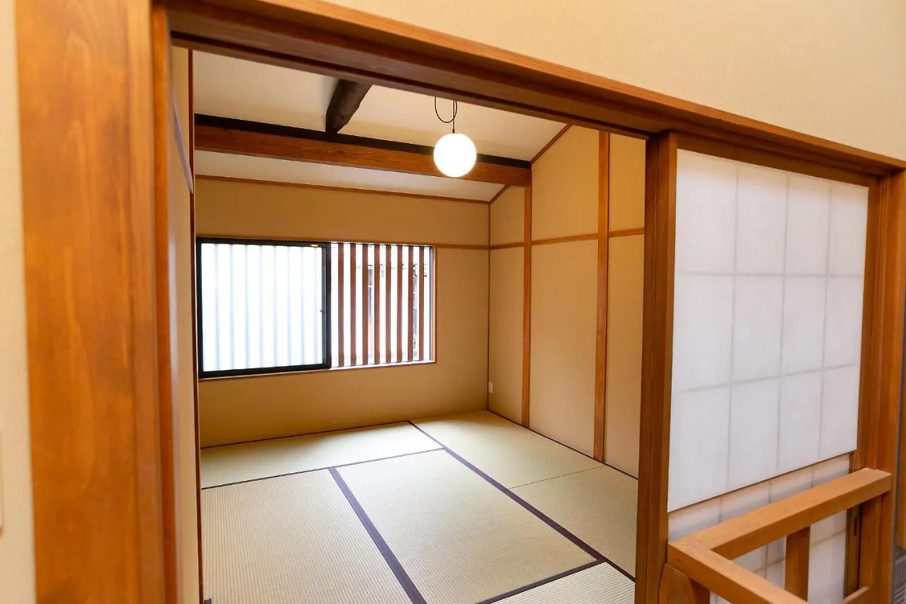 Villa Suiren Traditional Boutique Townhouse Kyoto